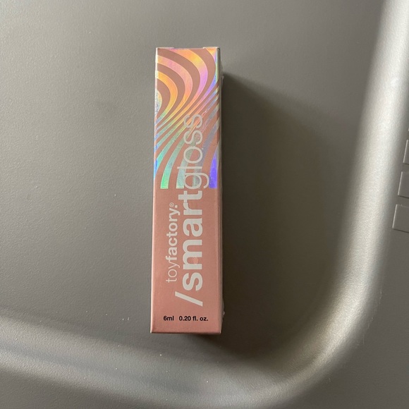 New Calabasas Glaze
From our Smart Gloss™ Collection. - Picture 6 of 7